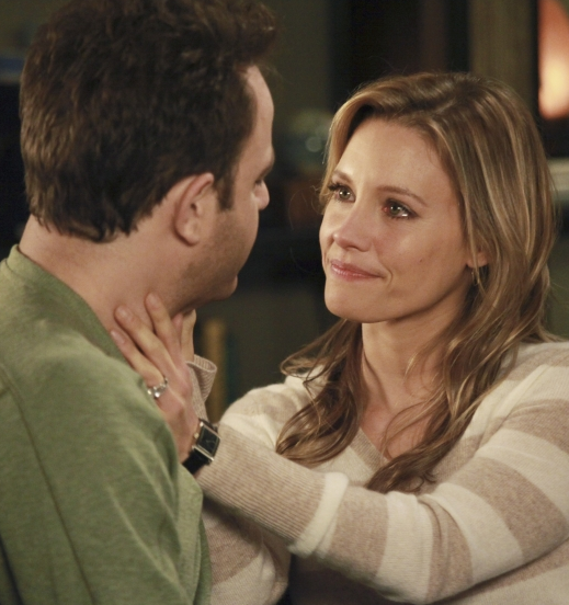 Cooper (played by Paul Adelstein0 an Charlotte (played by KaDee Strickland)